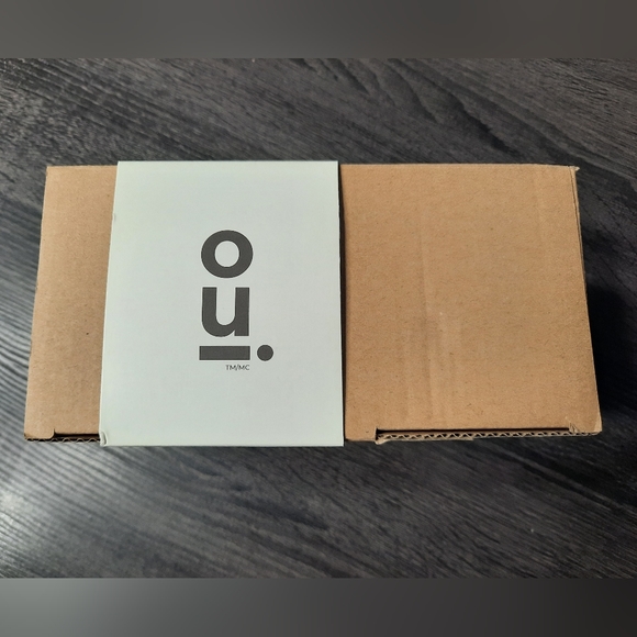 OUI Glass Self Watering Plant Spikes NWT - Picture 5 of 8